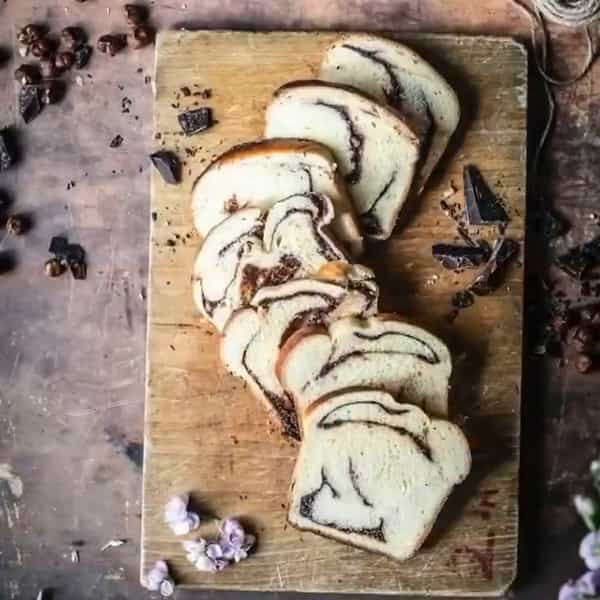 مواد لازم و آموزش نان شکلاتی خانگی (مرحله به مرحله)