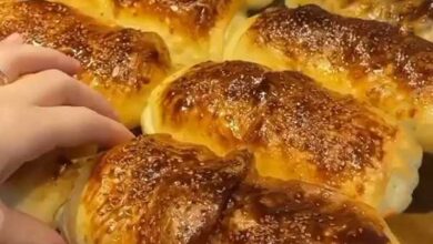 مواد لازم و آموزش نان پوآچا پیتزایی خانگی (مرحله به مرحله)