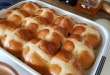 مواد لازم و آموزش نان کراس بانز خانگی (مرحله به مرحله)