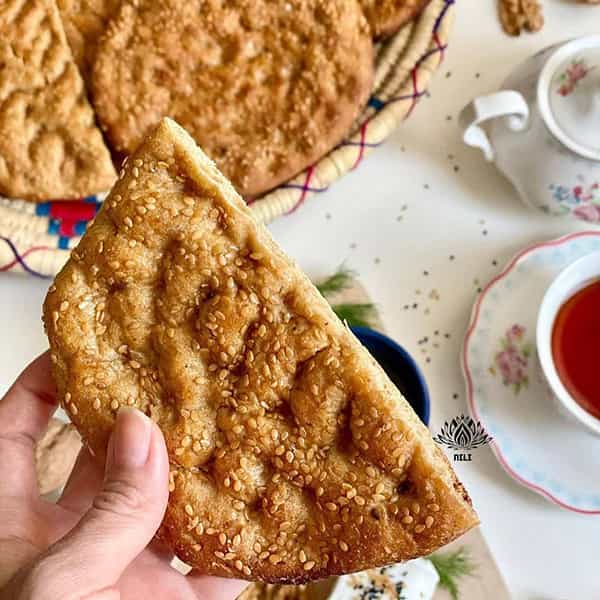 مواد لازم و آموزش نان گرده بوشهری خانگی (مرحله به مرحله)