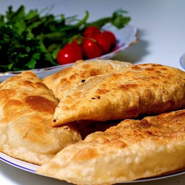مواد لازم و آموزش پیراشکی چیع بورک برای 2 یا 4 یا 6 نفر | تناسب ساده مواد لازم و آموزش پیراشکی چیع بورک برای 2 یا 4 یا 6 نفر | تناسب ساده