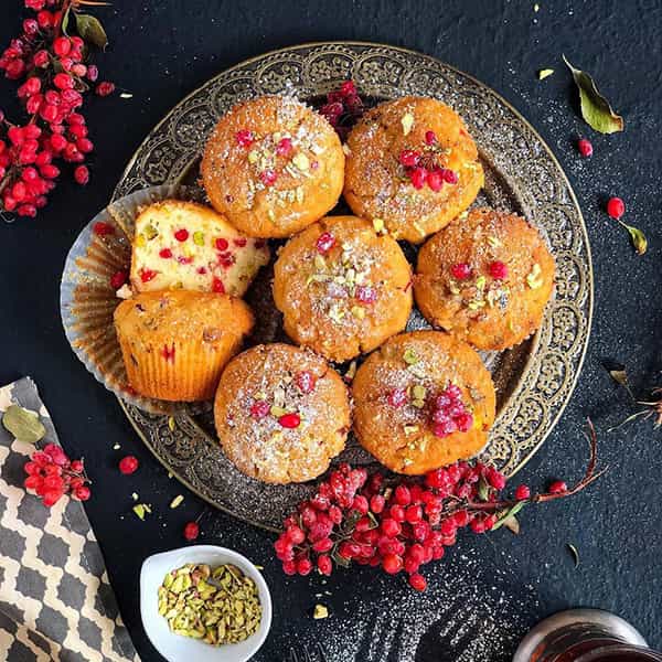 مواد لازم و آموزش کاپ کیک زرشک خانگی (مرحله به مرحله)