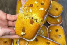 مواد لازم و آموزش کاپ کیک کشمشی خانگی (مرحله به مرحله)