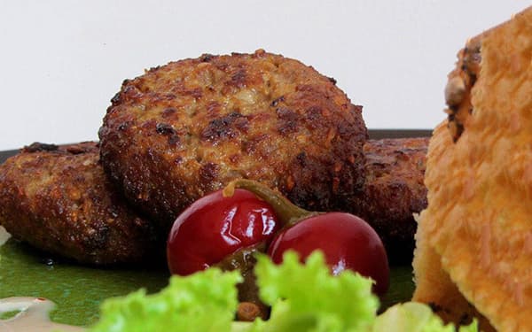 مواد لازم و آموزش کتلت روسی خانگی (مرحله به مرحله)