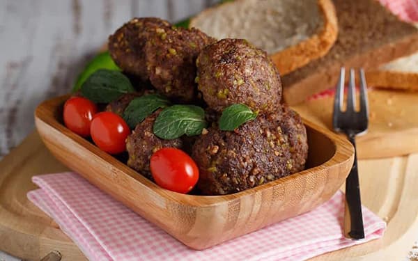 مواد لازم و آموزش کوفته پسته خانگی (مرحله به مرحله) مواد لازم و آموزش کوفته پسته خانگی (مرحله به مرحله)
