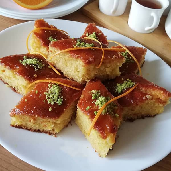 مواد لازم و آموزش کیک باقلوا پرتقالی خانگی (مرحله به مرحله) مواد لازم و آموزش کیک باقلوا پرتقالی خانگی (مرحله به مرحله)