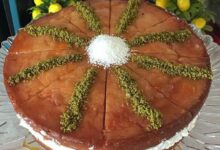 مواد لازم و آموزش کیک بالش پادشاه خانگی (مرحله به مرحله)