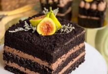 مواد لازم و آموزش کیک دارک چاکلت خانگی (مرحله به مرحله)