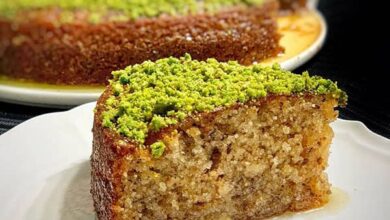 مواد لازم و آموزش کیک روانی گردو خانگی (مرحله به مرحله)