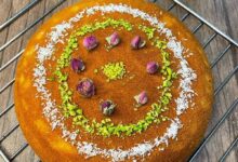 مواد لازم و آموزش کیک زعفرانی تابه ای خانگی (مرحله به مرحله)