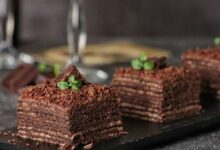 مواد لازم و آموزش کیک میکادو خانگی (مرحله به مرحله)