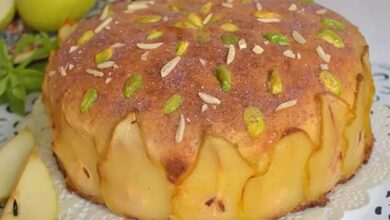 مواد لازم و آموزش کیک گلابی خانگی (مرحله به مرحله)