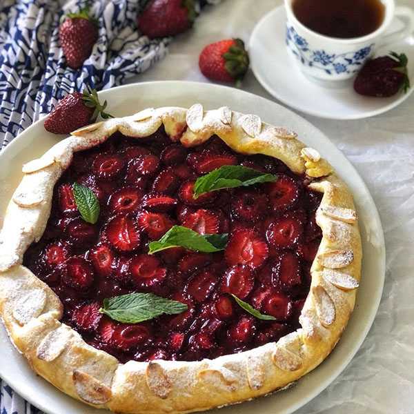 مواد لازم و آموزش گلت توت فرنگی خانگی (مرحله به مرحله) مواد لازم و آموزش گلت توت فرنگی خانگی (مرحله به مرحله)