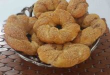 نان سیمیت : دستور تهیه نان محبوب ترکیه ای (مرحله به مرحله)