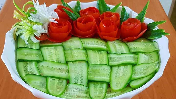 ۱۵ ایده تزیین سالاد شیرازی؛ مجلسی و خاص