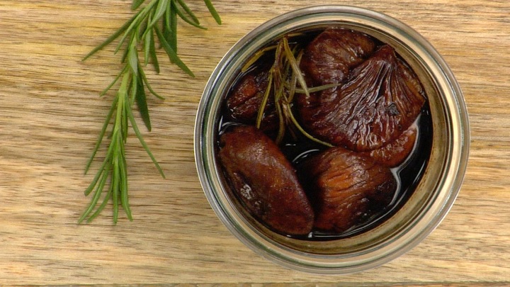۲ رسپی سرکه انجیر خانگی؛ مرحله به مرحله + نکات تهیه