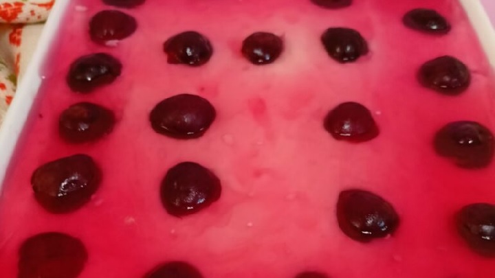 ۲ رسپی شارلوت آلبالو؛ دسر خوشمزه تابستانی ۲ رسپی شارلوت آلبالو؛ دسر خوشمزه تابستانی