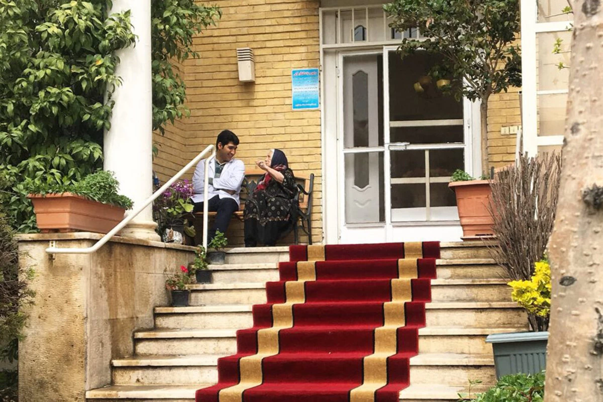 لیست خانه سالمندان در تهران + آدرس و تلفن