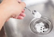 باز کردن لوله با جوش شیرین و سرکه، راه حل تضمینی (2 ترفند عالی)