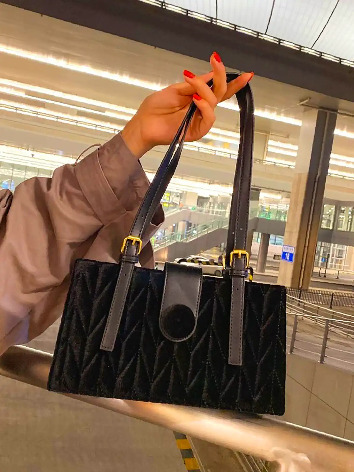 کیف دستی طرحدار زنانه