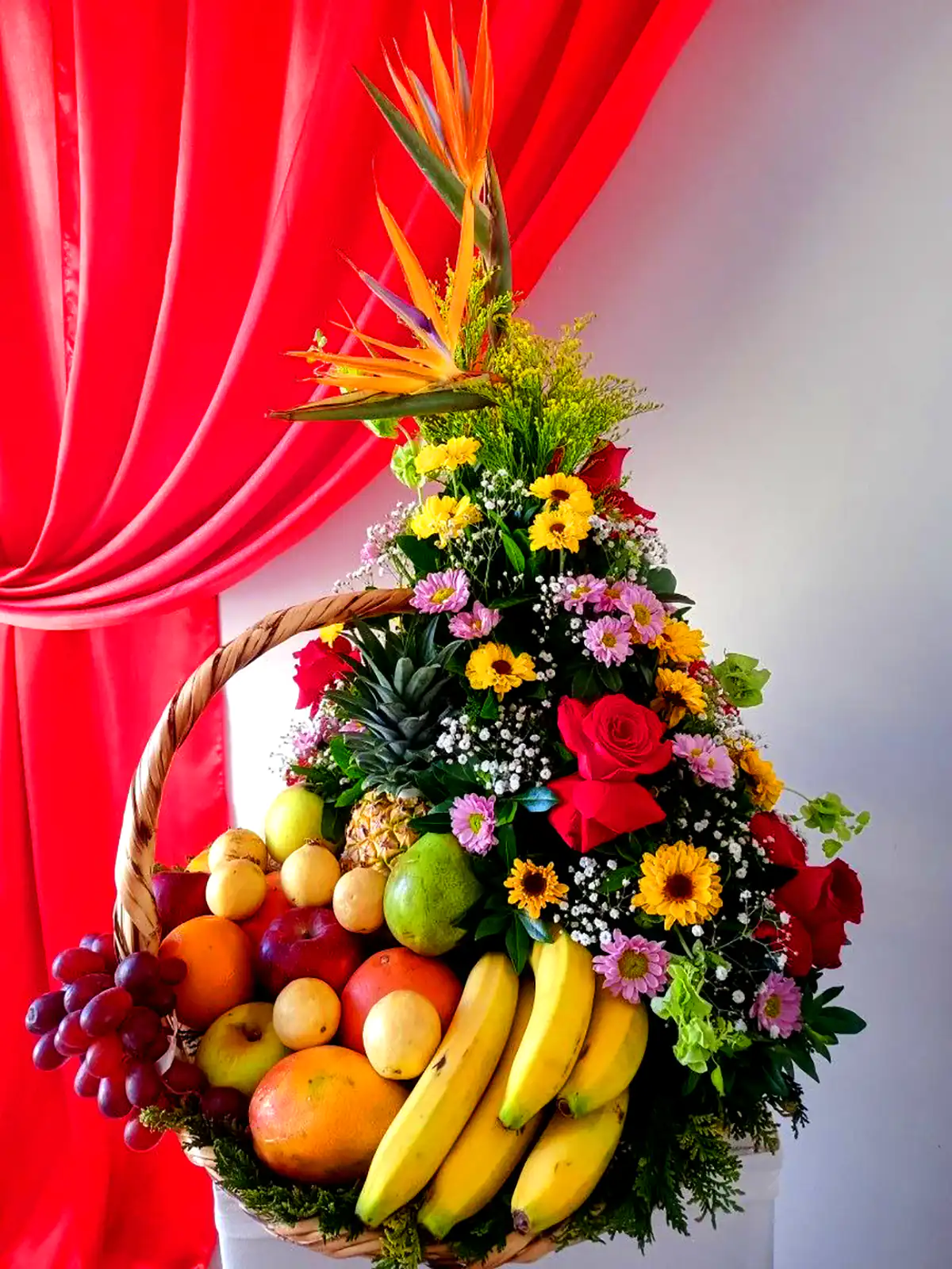 دیزاین میوه شب یلدایی عروس