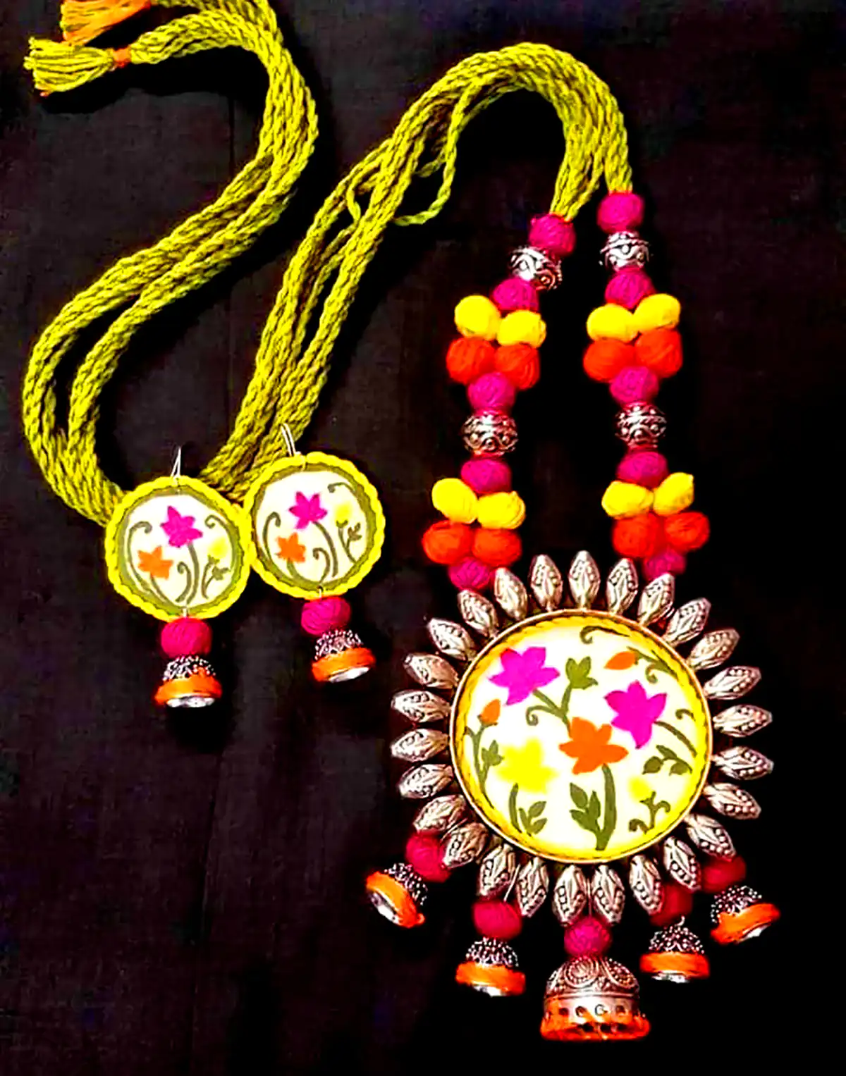گردنبند سنتی رومانتویی