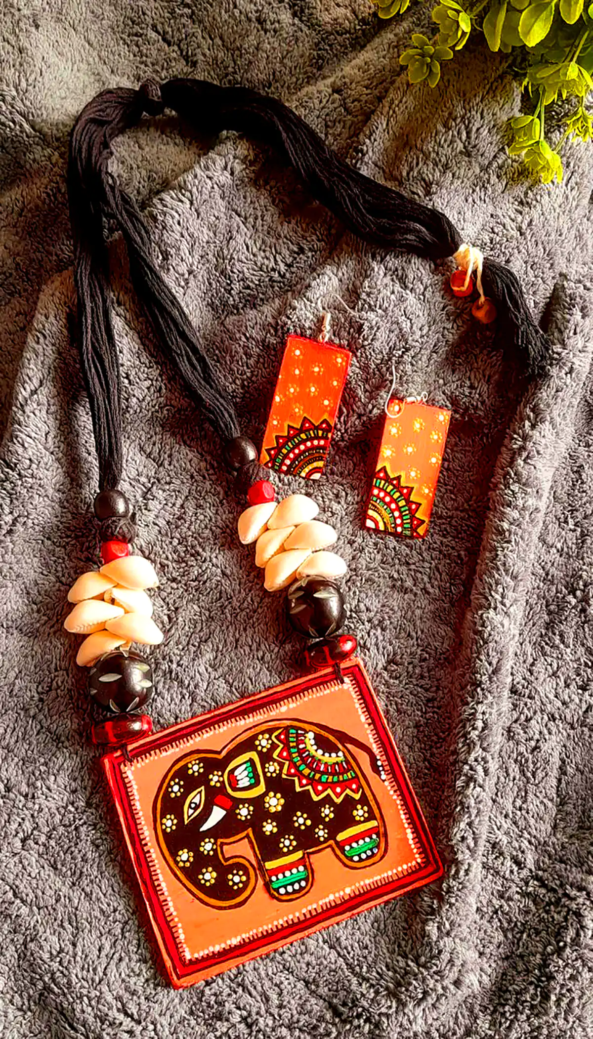 گردنبند سنتی رومانتویی