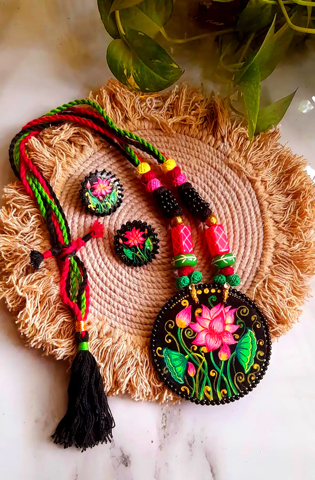 گردنبند سنتی رومانتویی