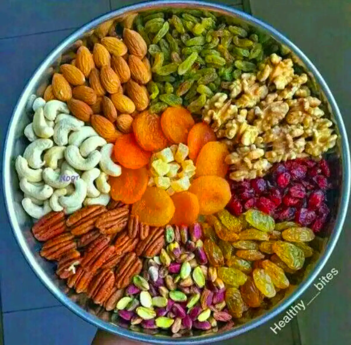 دیزاین آجیل شب یلدایی عروس