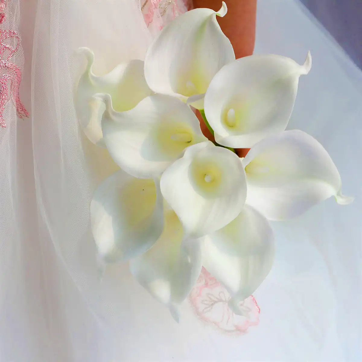 دسته گل شیپوری عروس