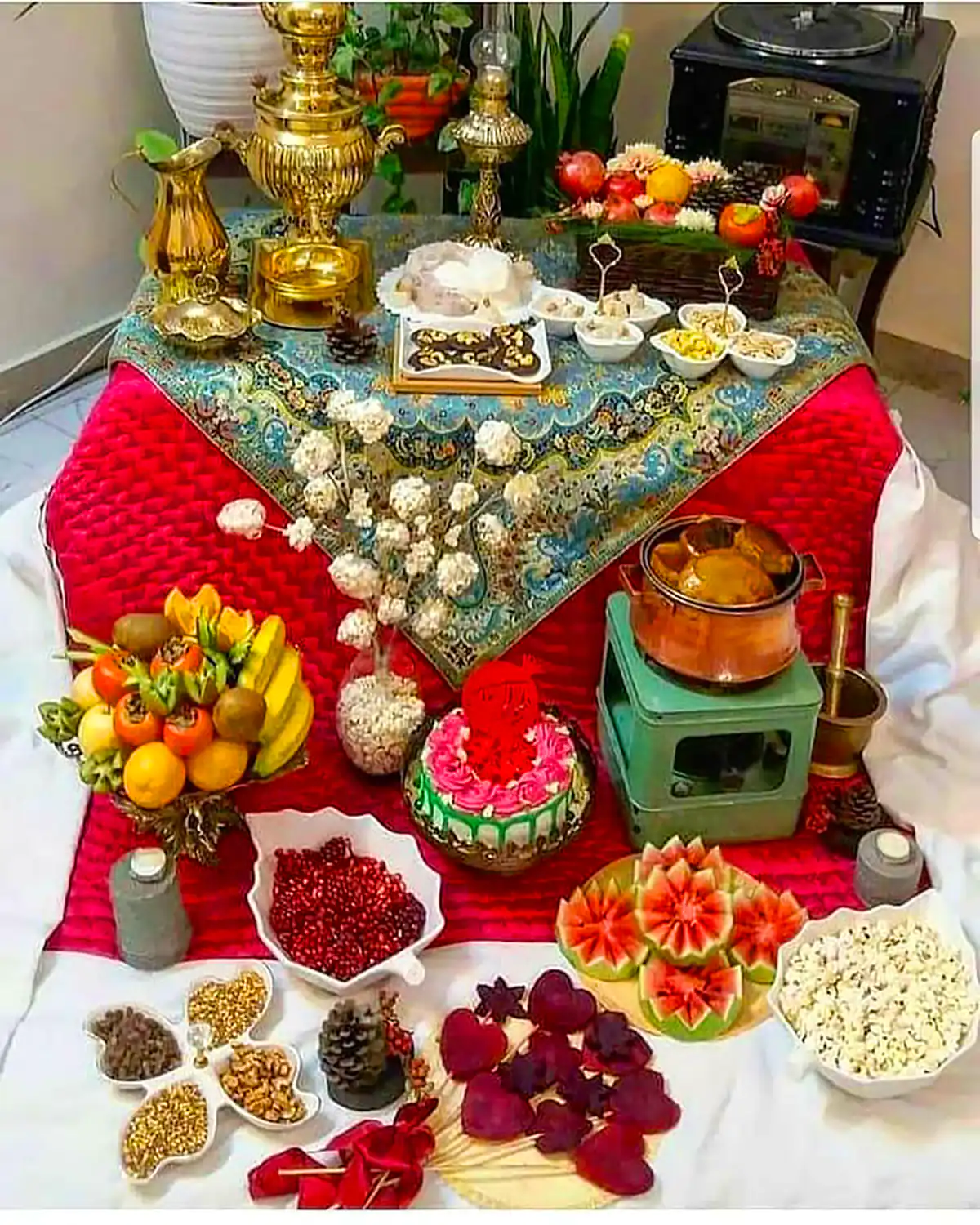 ترئین سفره شب چله