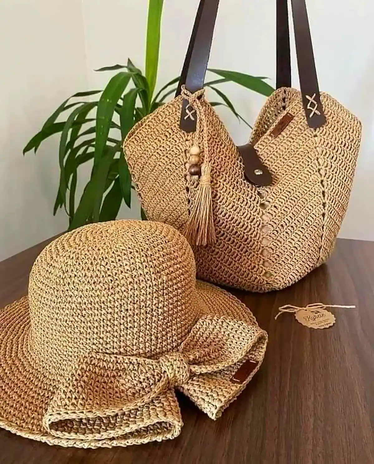 کیف و کلاه بافت ساحلی