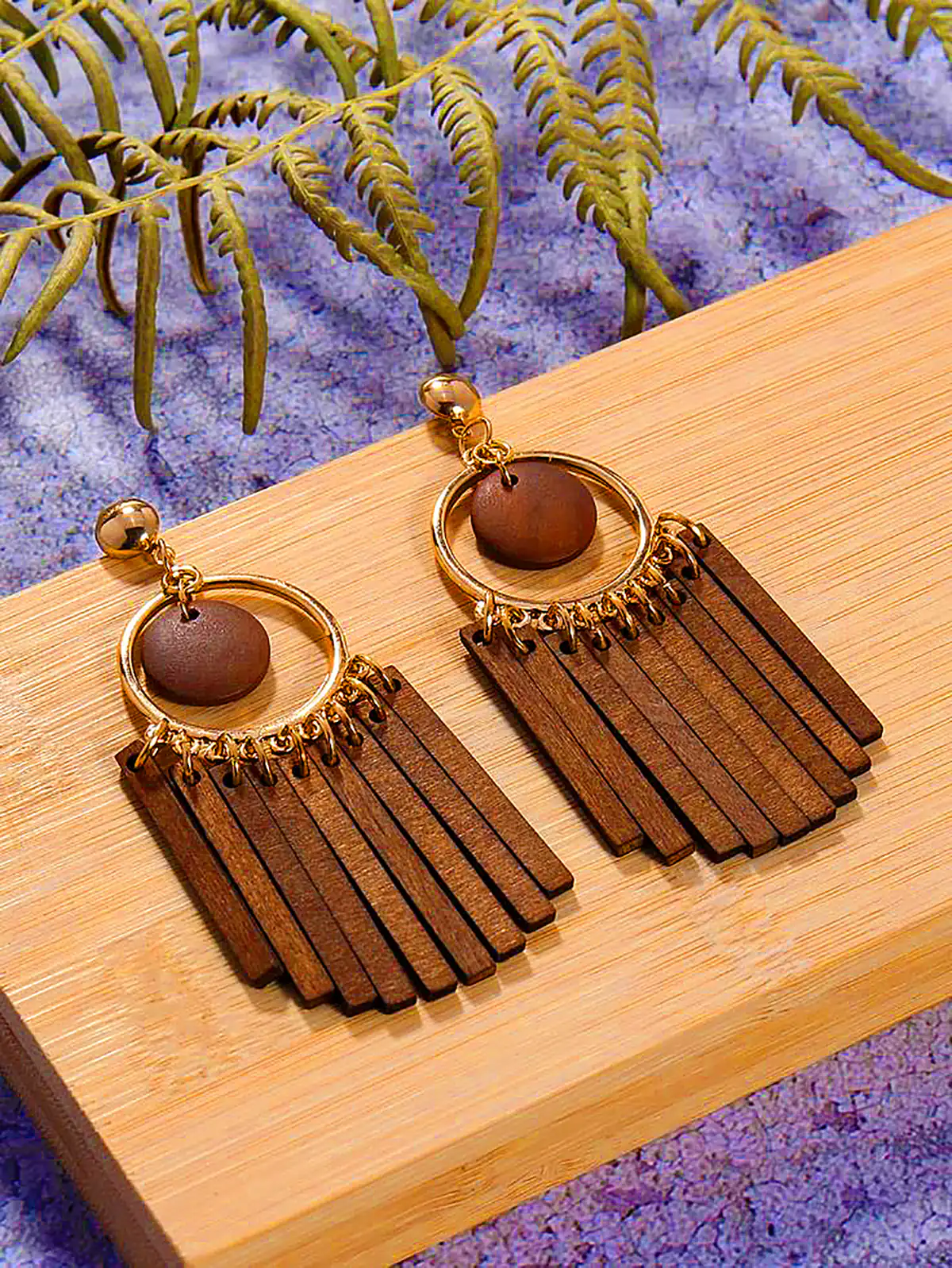 گوشواره خاص چوبی