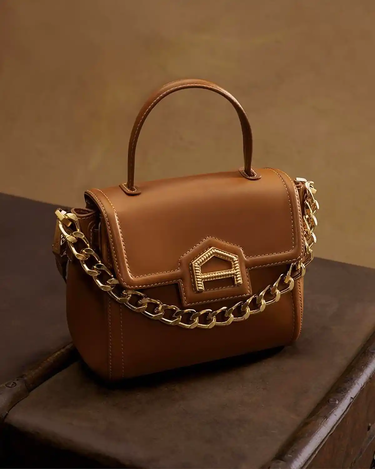 کیف چرمی قهوه ای کاربردی