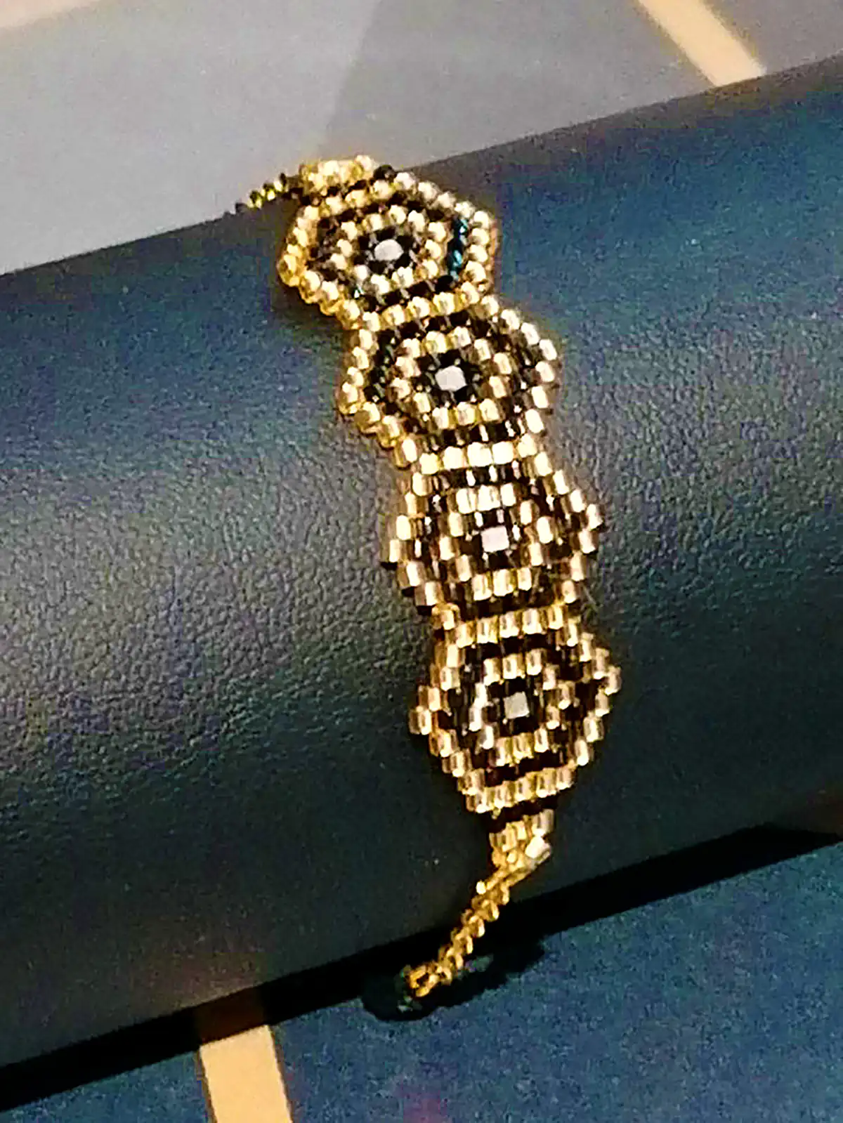 دستبند ژاپنی مهرهای (جدیدترین مدل های ترند امسال ۱۴۰۴ - ۲۰۲۵) دستبند ژاپنی مهره ای