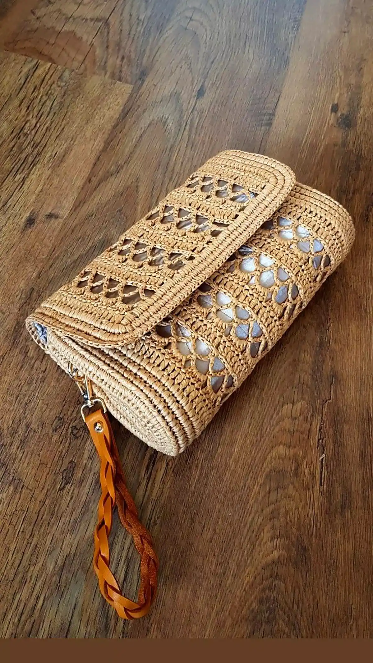 کیف قلاب بافی قهوه ای