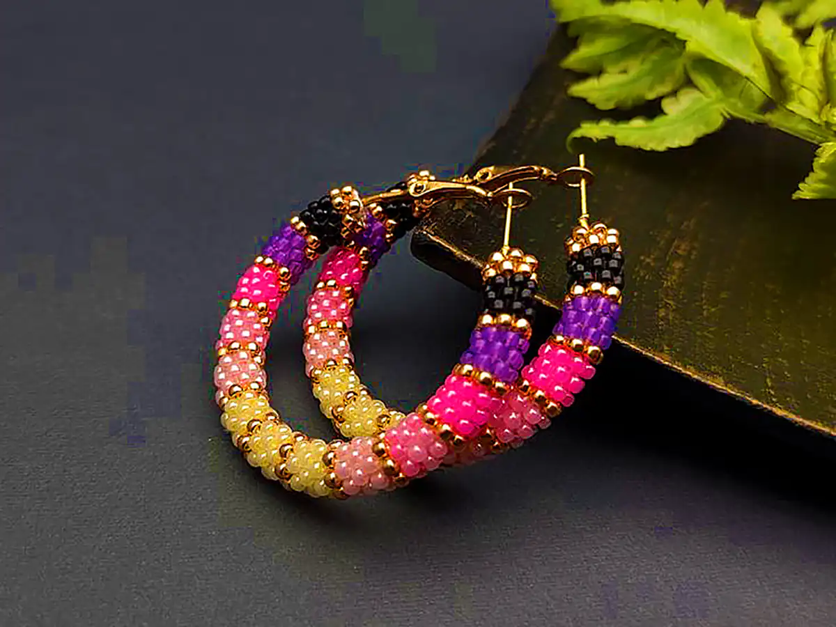 گوشواره حلقه‌ای ساده و درخشان
