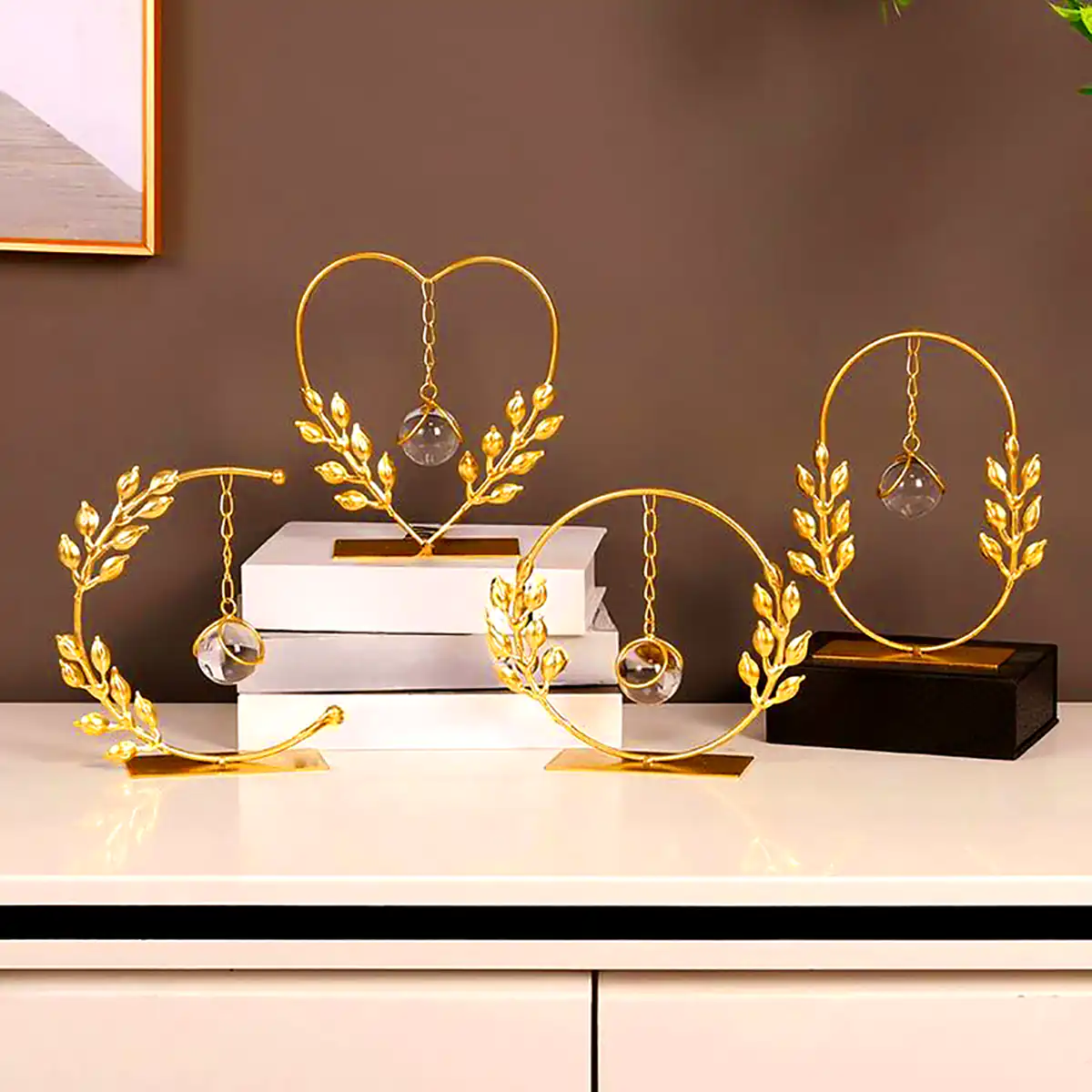 اکسسوری دکوری طلایی لوکس