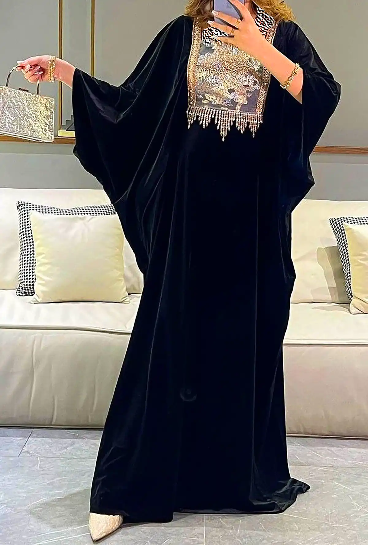 استایل باحجاب با مانتو مخمل