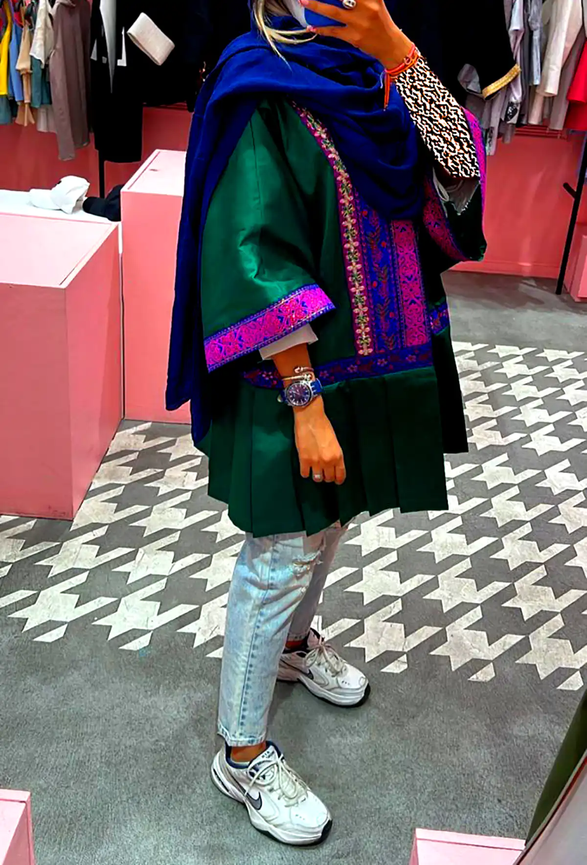 مانتو کار شده زیبا مجلسی