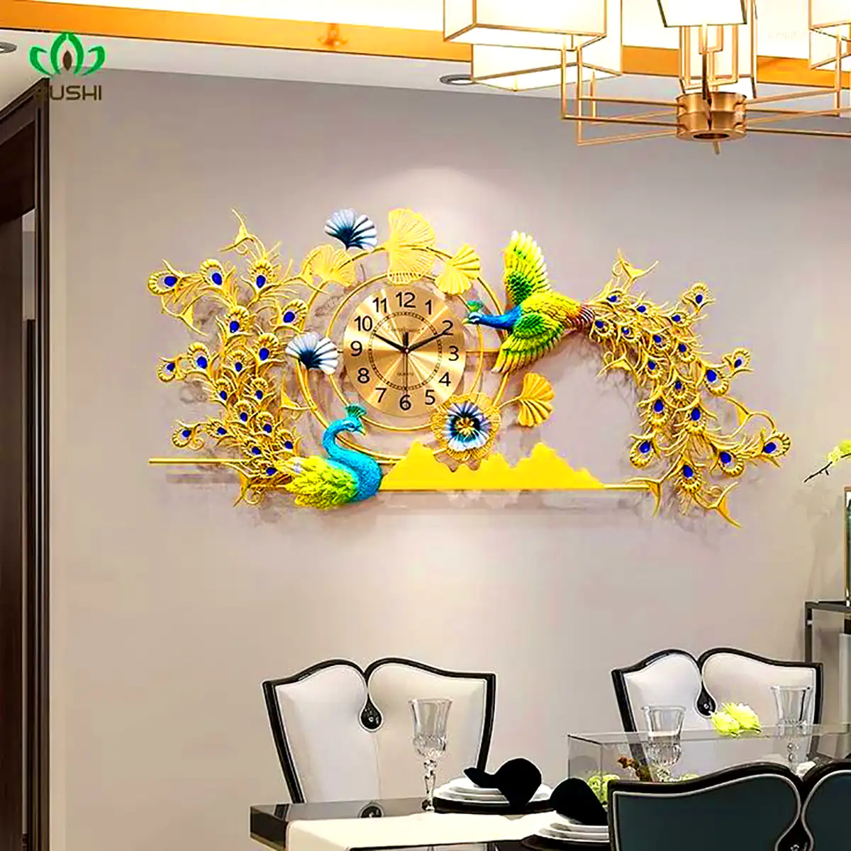 ساعت شیک طرح طاووس