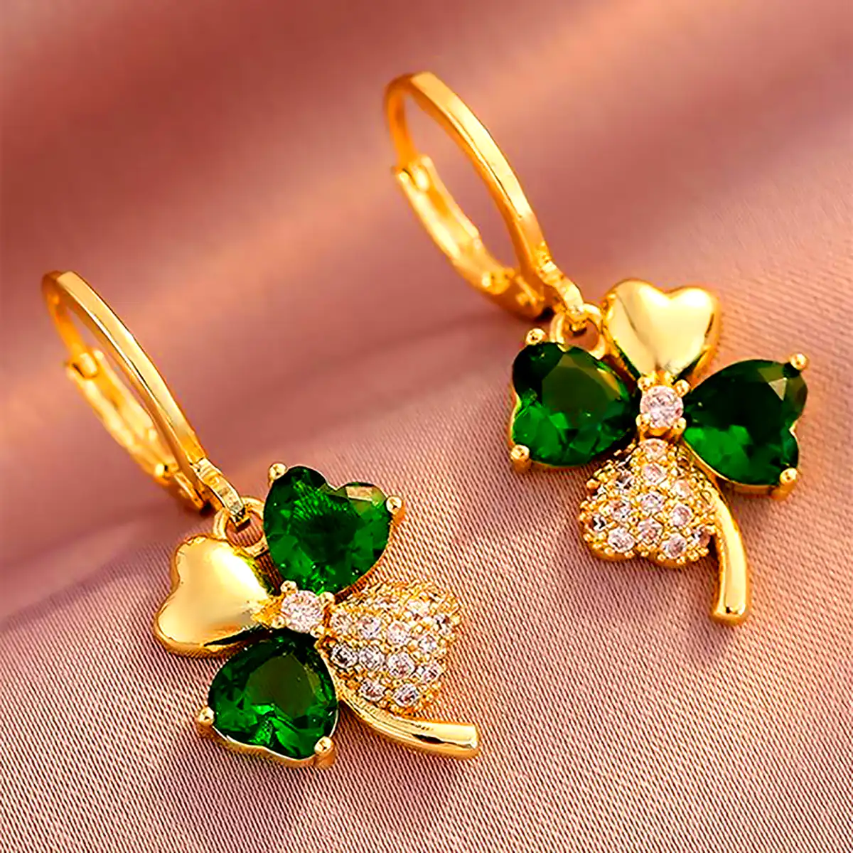 گوشواره زمردی لاکچری