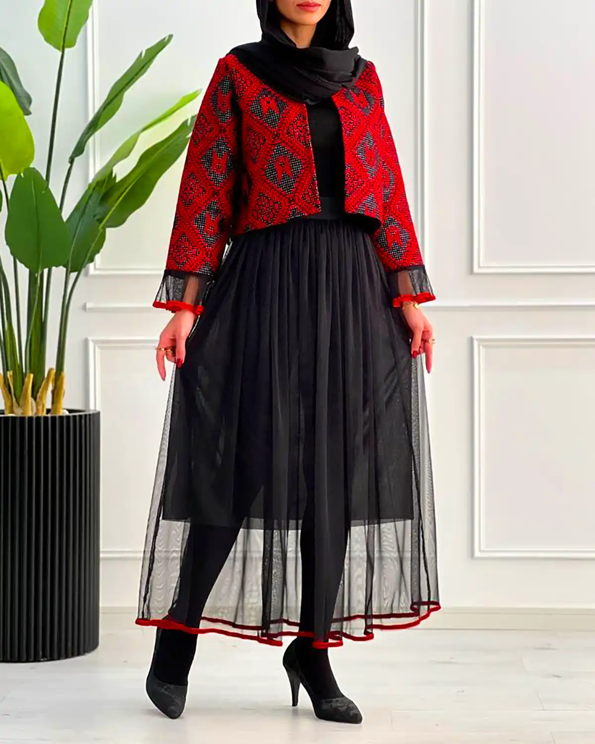تیپ روزانه ساده با کت و دامن