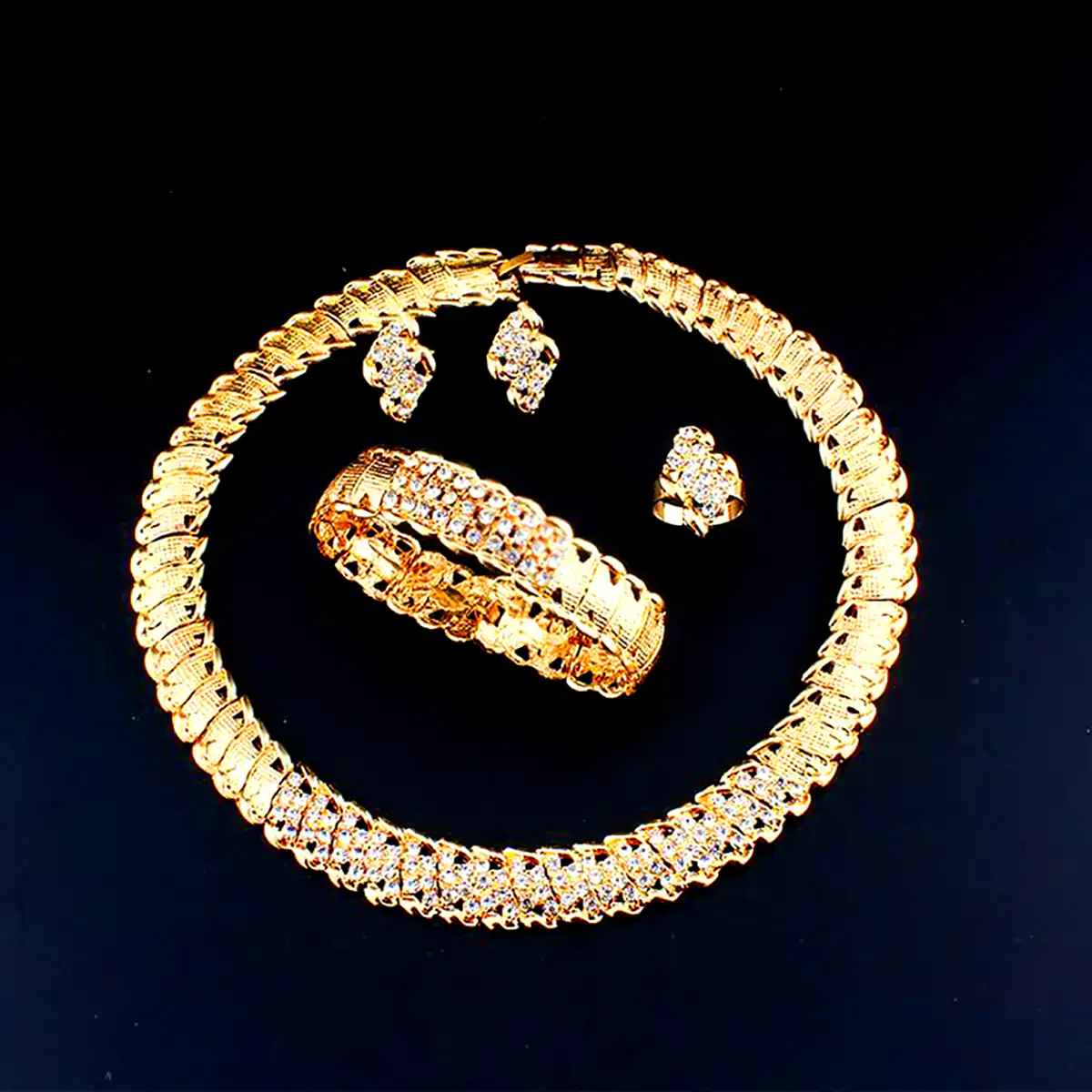 سرویس طلای عروس