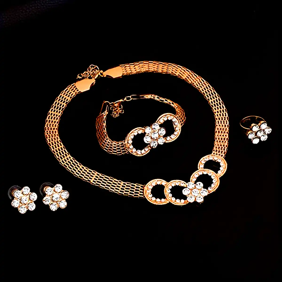 سرویس طلای عروس