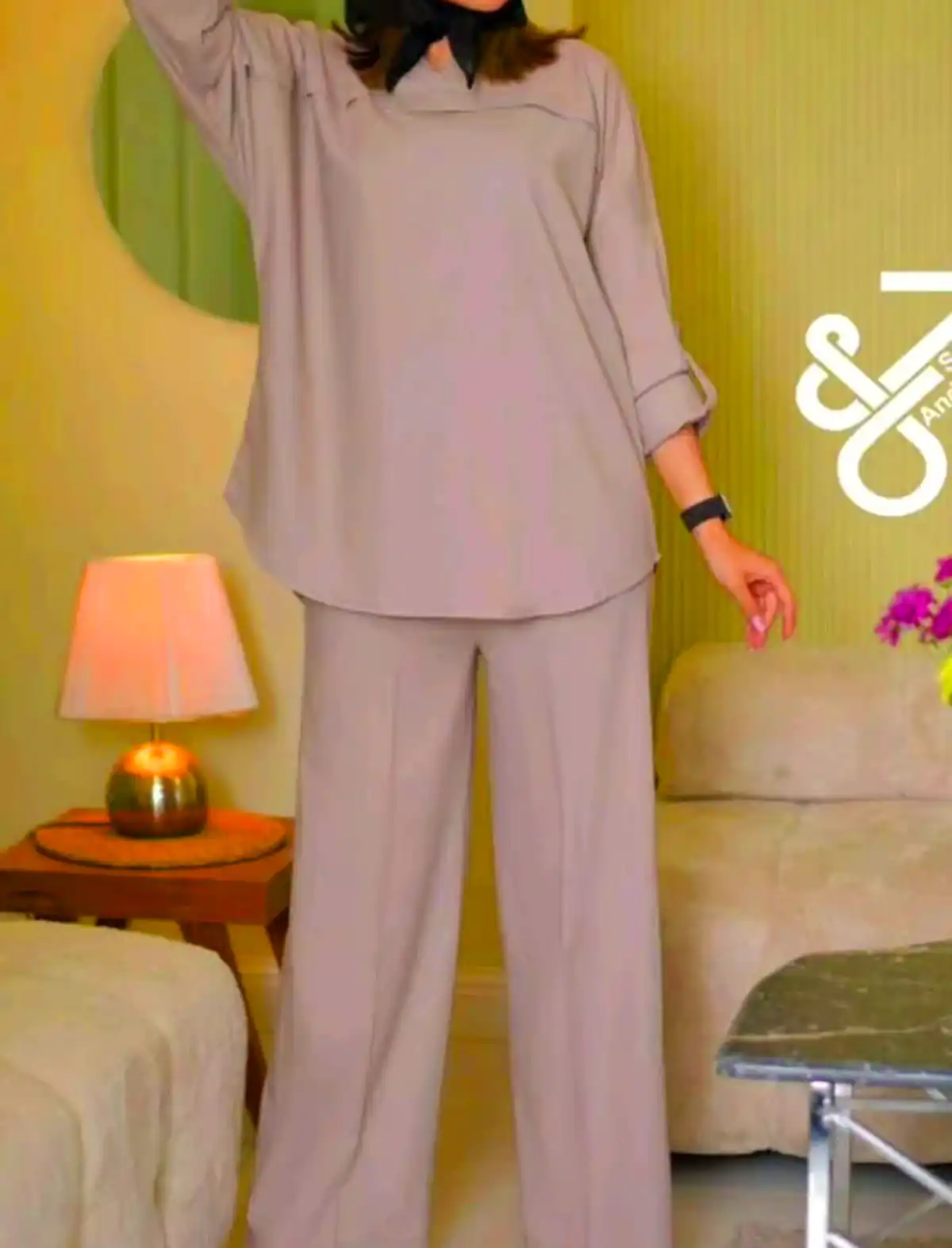 مانتو ساده و لوکس زنانه