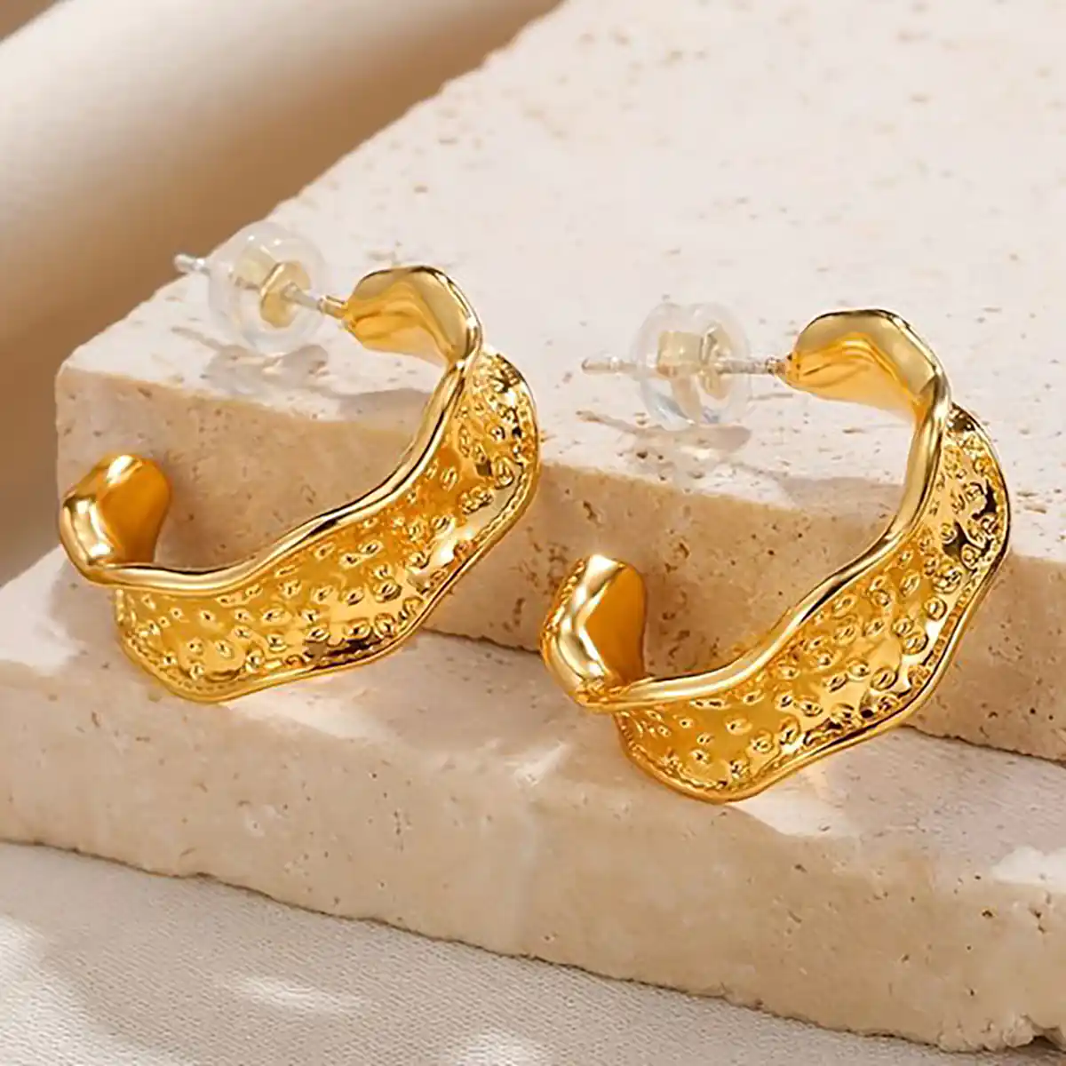 گوشواره حلقه ای هندسی ساده