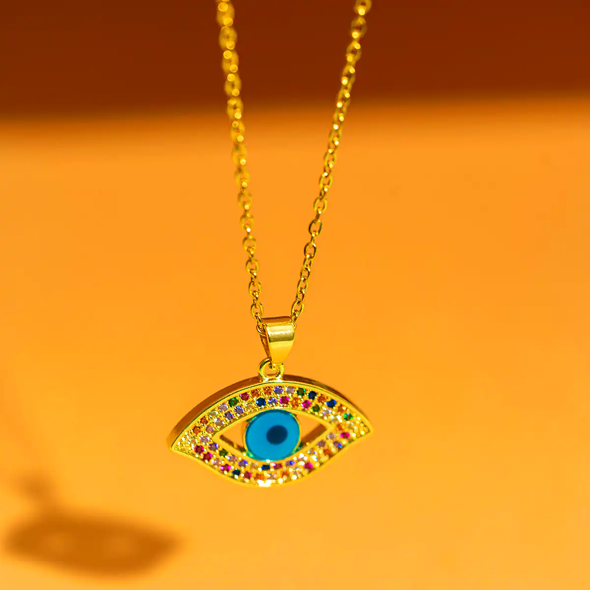 توگردنی شیک چشم‌نظر