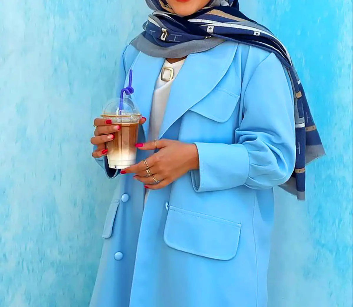 مانتو مجلسی آبی کارشده
