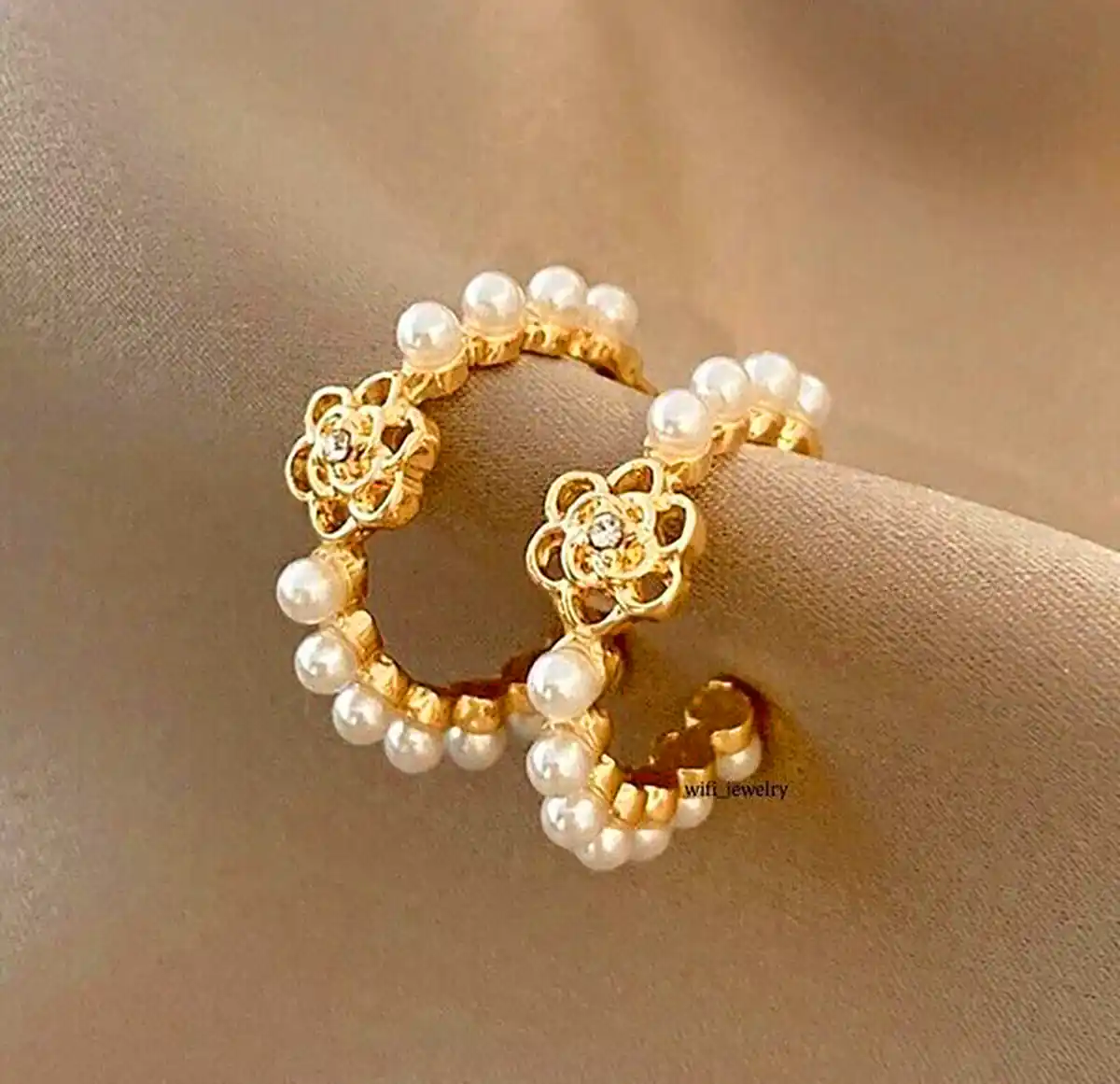 گوشواره مرواریدی مدرن